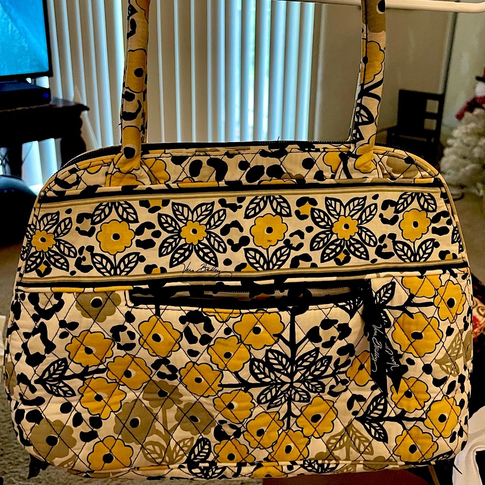 Vera Bradley Huge Handbag/Laptop bag in a beautiful Yellow pattern
